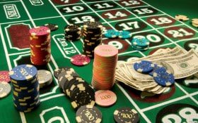 Live Casino hit88 – Baccarat và Roulette với dealer thật trực tuyến