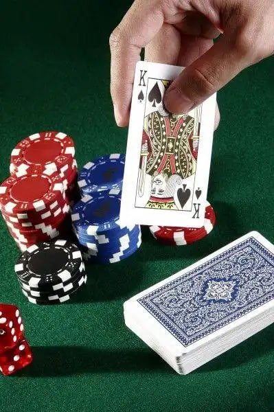 Tính năng free spin và bonus vòng quay trong slot online tại hit88